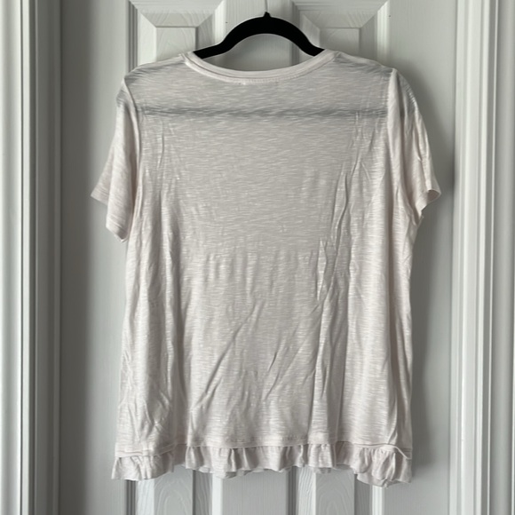 Double Zero Brand White T-Shirt with Ruffle Hem NWOT - Picture 2 of 2